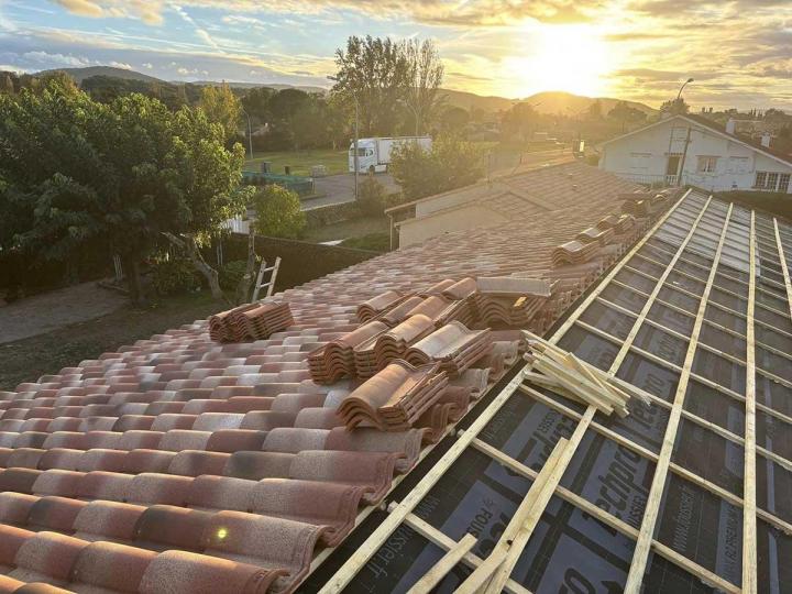 Un interlocuteur unique et de confiance pour les travaux de couverture.